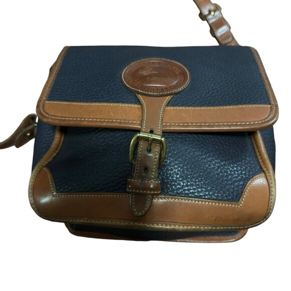 Dooney‎ & Bourke Black Pebble Flap With Buckle USA Vintage - Picture 1 of 11